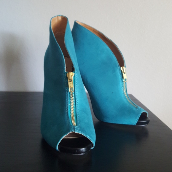 Shoe Dazzle, Teal Peep-Toe Booties, NWOB, Size 8 - Picture 4 of 6